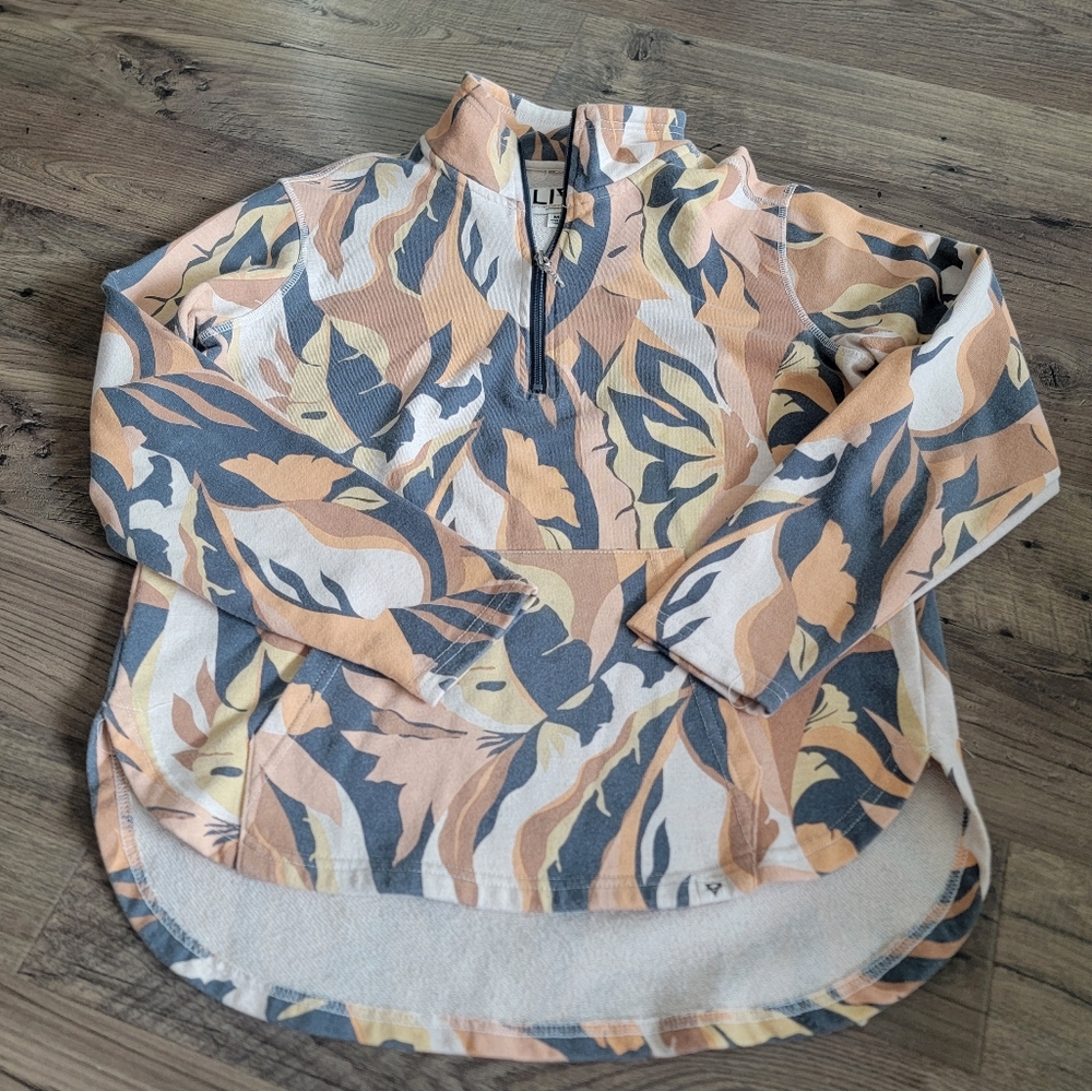 LIV Quarter Zip Sweater Size Medium